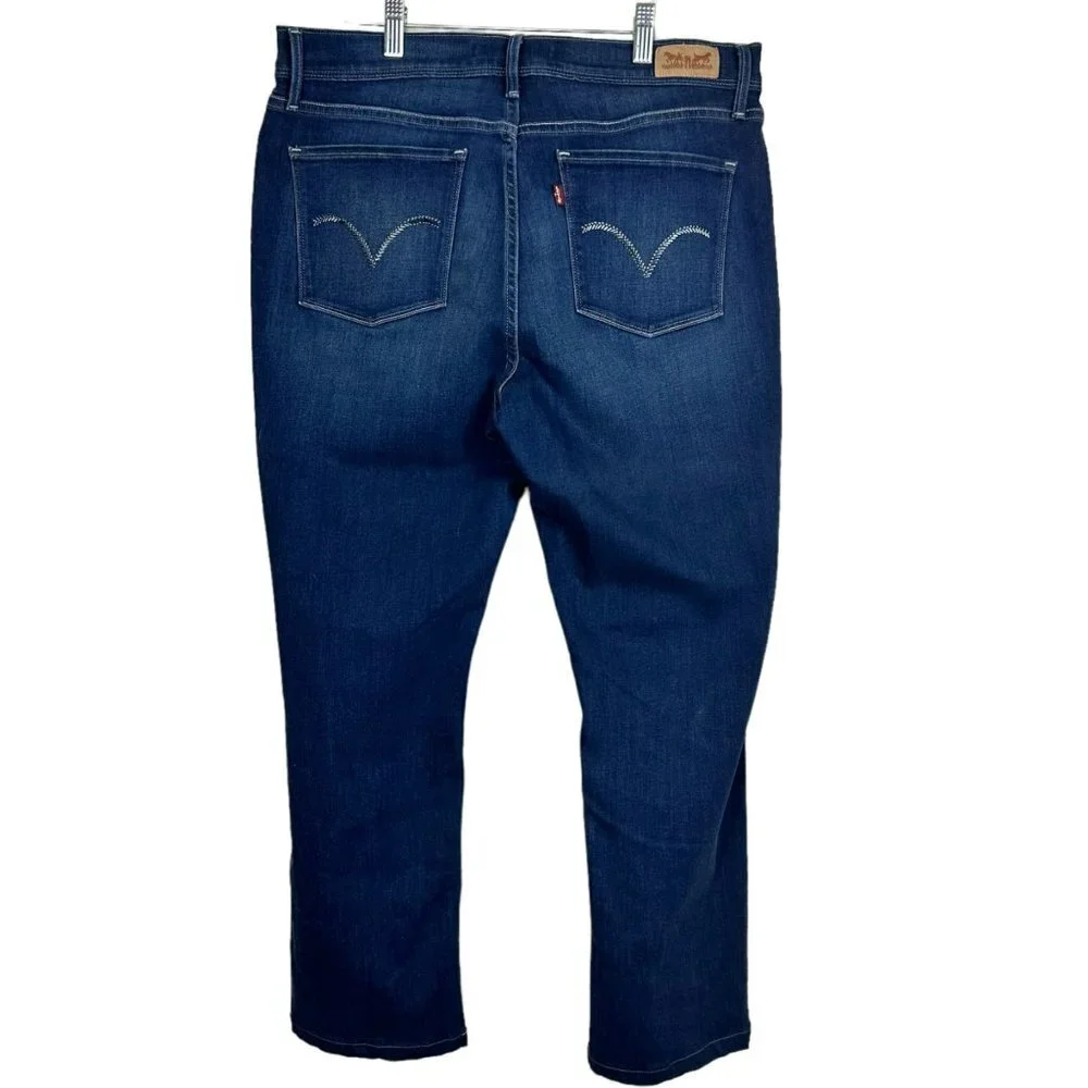 Levi’s Perfectly Slimming 512 Straight‎ Leg Jeans 33/29